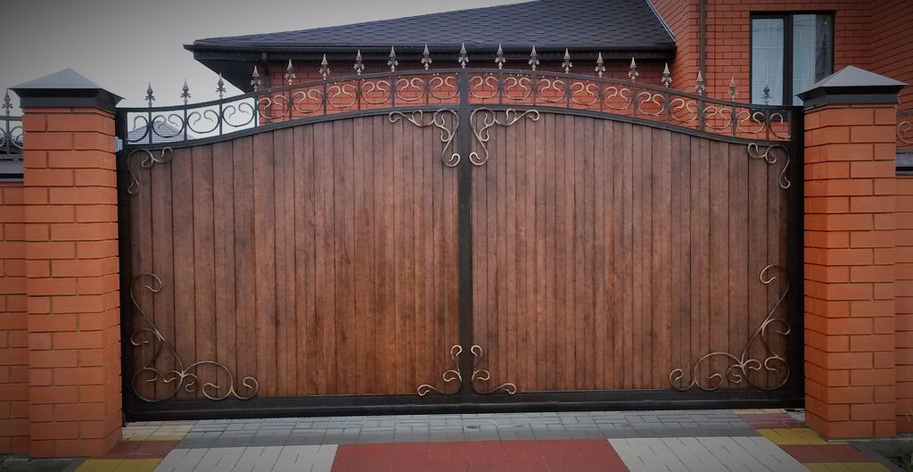Купить простые ворота для дома: советы по выбору, установке и уходу в Каменске-Шахтинском от 33504 руб | ВоротМастер-Ксш