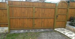 Купить распашные ворота деревянные Каменск-Шахтинский, цена от 2775 руб.
